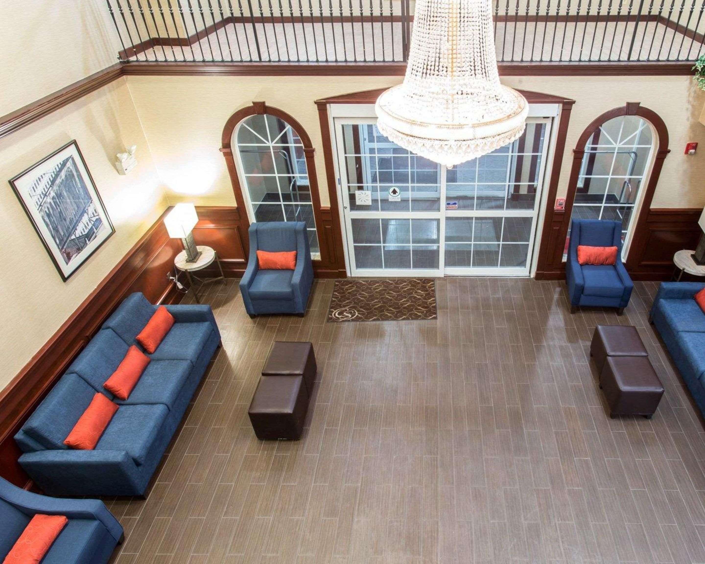 Comfort Suites Newark - Harrison Εξωτερικό φωτογραφία