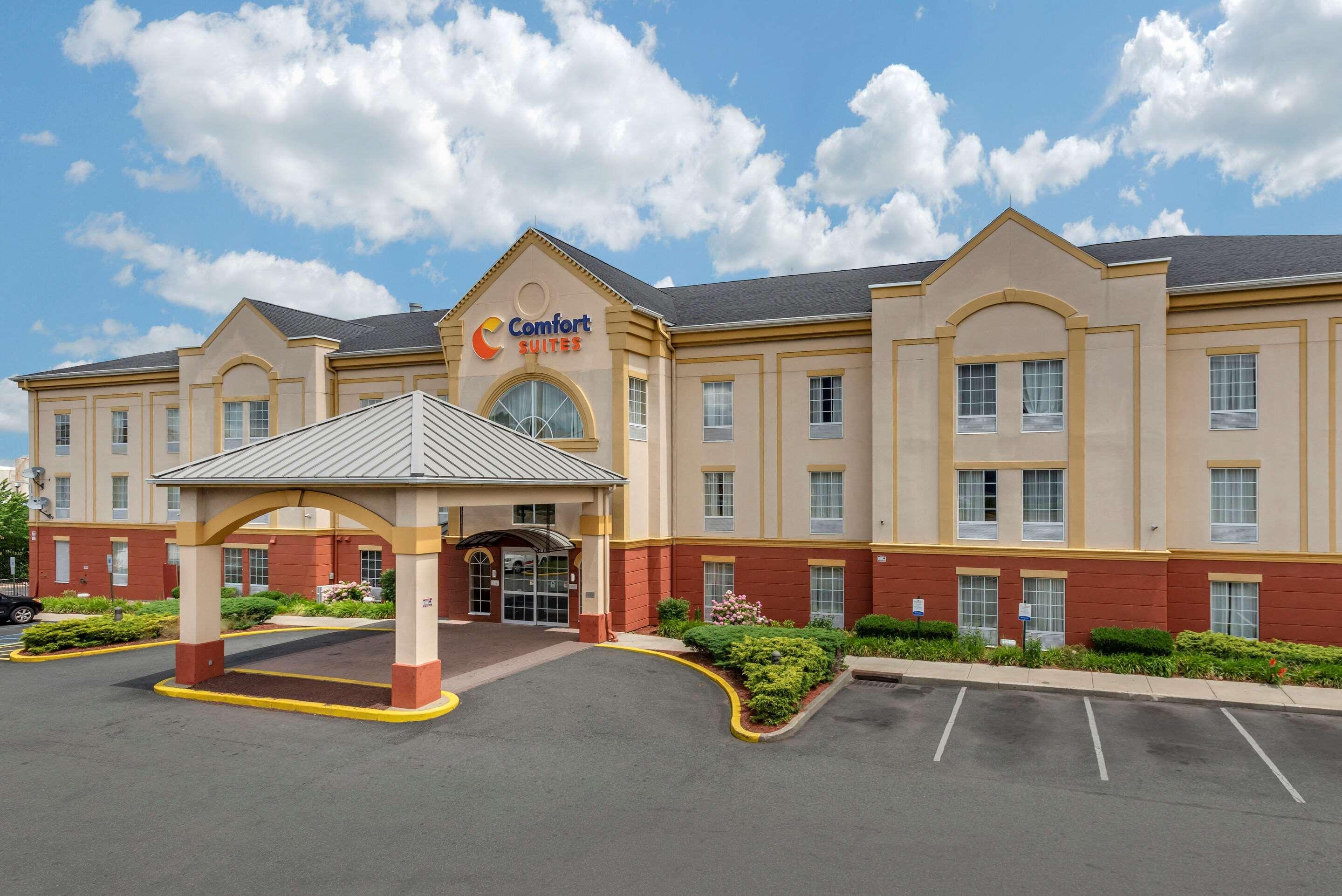 Comfort Suites Newark - Harrison Εξωτερικό φωτογραφία