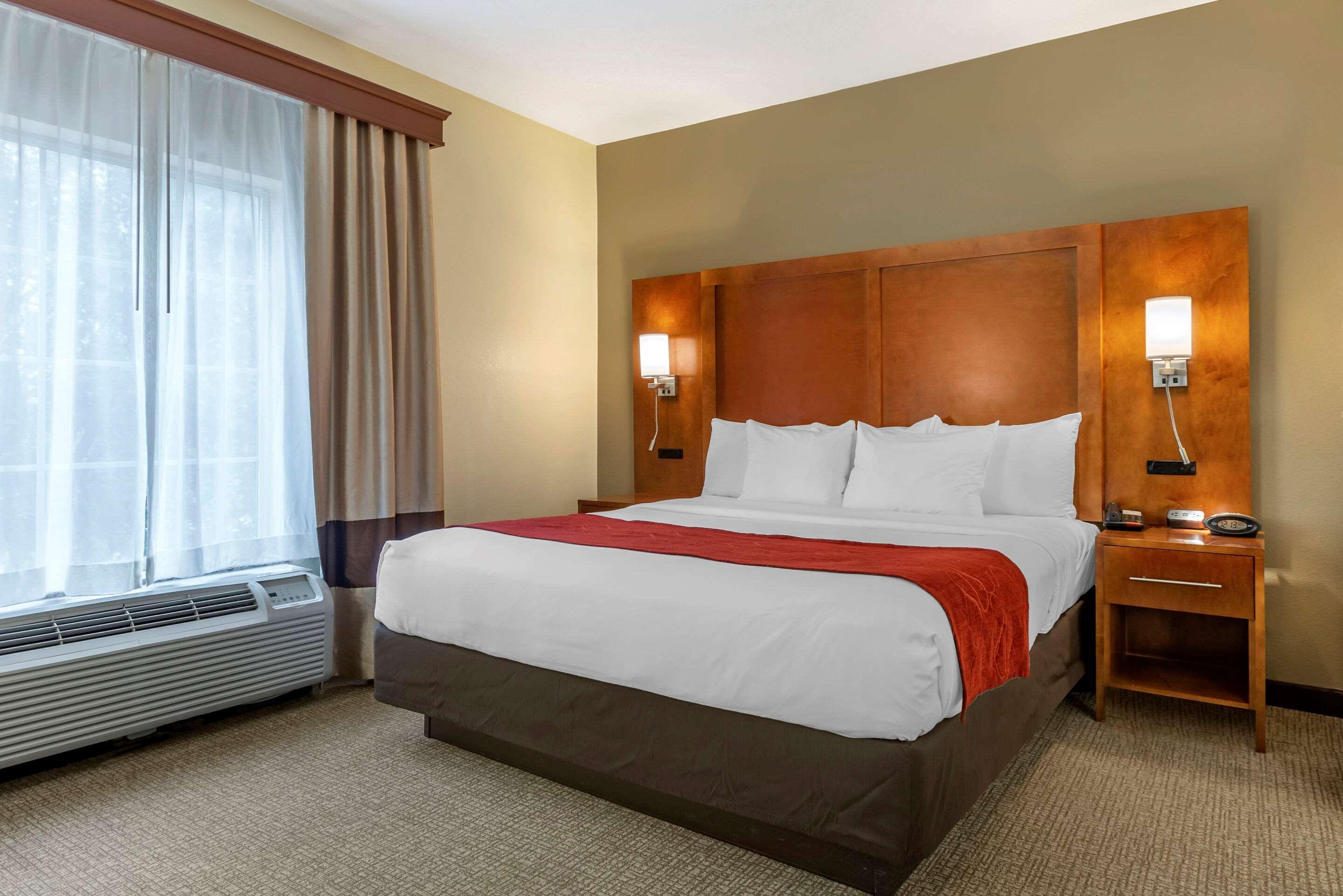Comfort Suites Newark - Harrison Εξωτερικό φωτογραφία